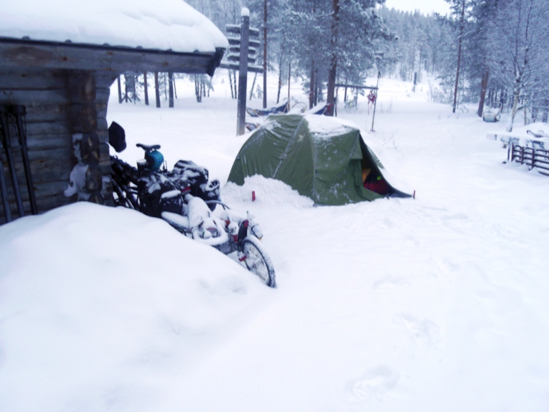 Christoph (Bild 8 Zelt im Schnee)